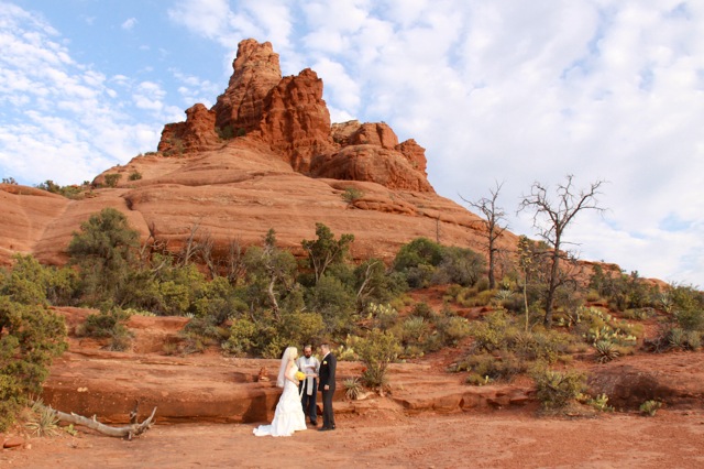 Bell Rock Wedding - Affordable Sedona Weddings - Reverend Joel Boyd - Sedona Arizona